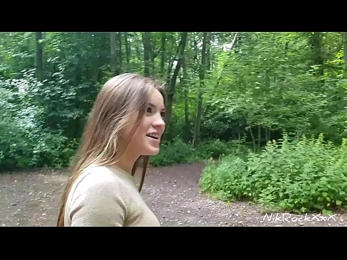 ❤️ エベリナに公共の場でのファックを提案した。彼女はイエスと言った。そして、私は彼女のお尻をファックし、彼女の口の中にザーメンを入れた。そして彼女は小便をした。 ️ セックスビデオ ❌️❤